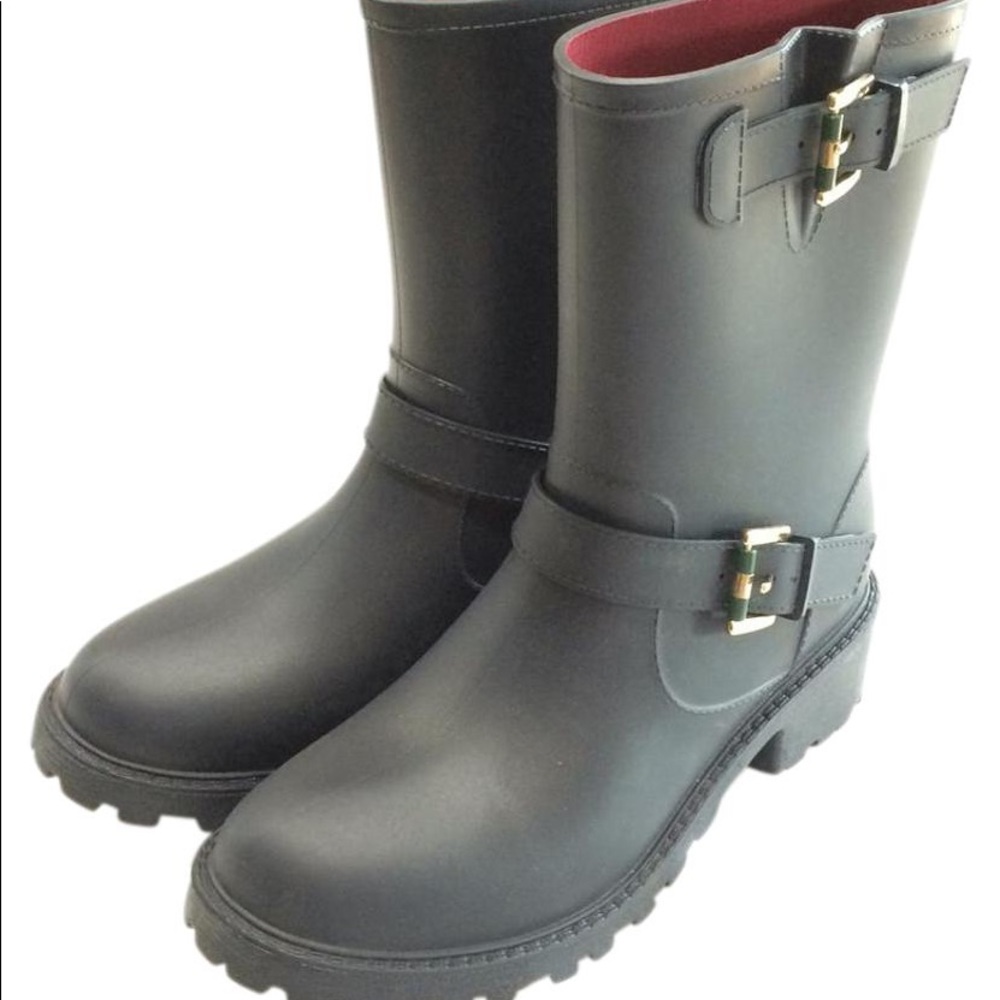 Tommy Hilfiger navy rain boots